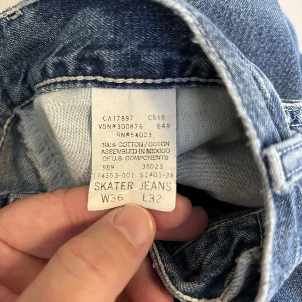 Vintage 90s Y2K Gap Skater Jeans Baggy Distressed Denim Mens 36x31.5‎
